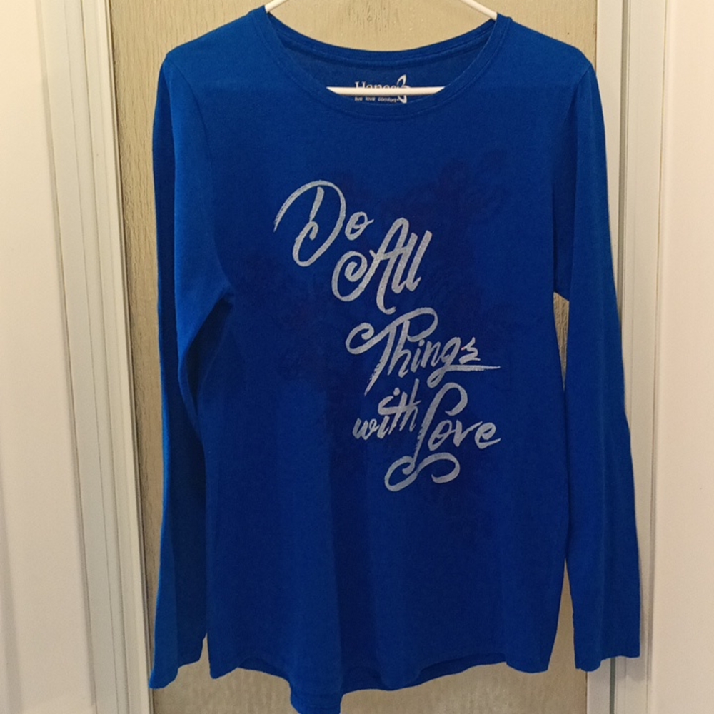 NWOT Hanes LS Shirt
